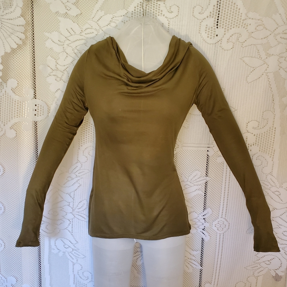 Old Navy green drape collar shirt